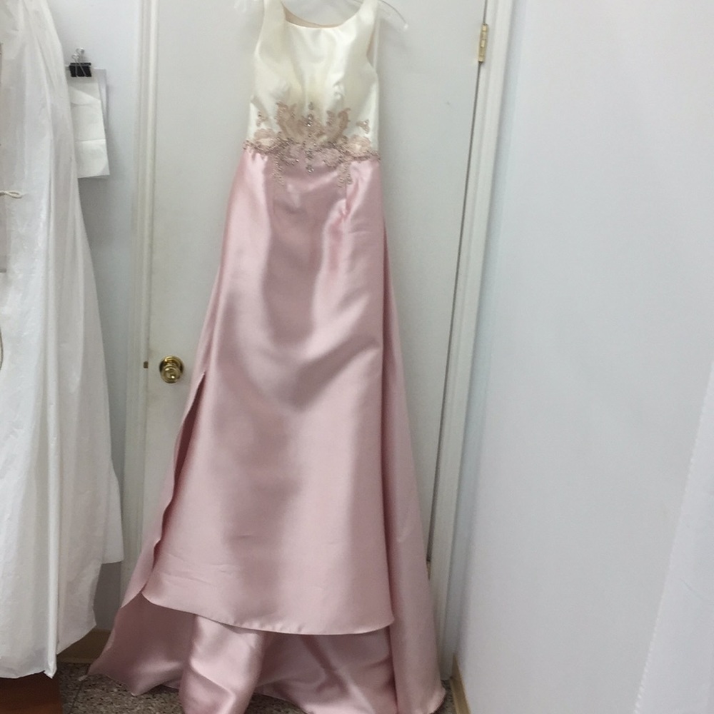 New pink and white prom dress - Picture 1 of 2
